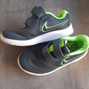 Nike shoes
